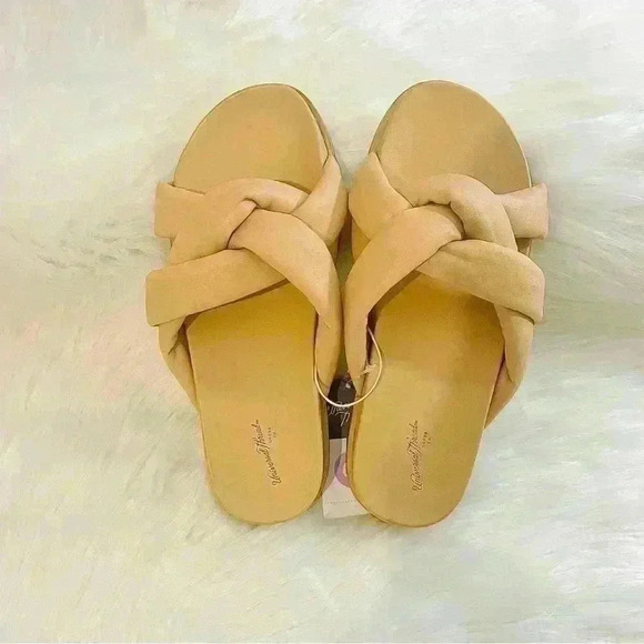 Universal Thread Shoes Women's Universal Thread Cosette Padded Slide Sandals 11 - Picture 3 of 7